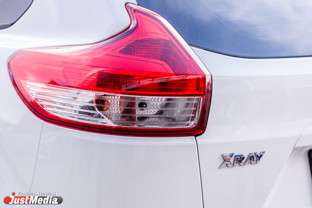 Цепной двигатель Nissan, неубиваемая подвеска и стильный дизайн: JustMedia.ru протестировал новую LADA XRAY. ТЕСТ-ДРАЙВ - Фото 4