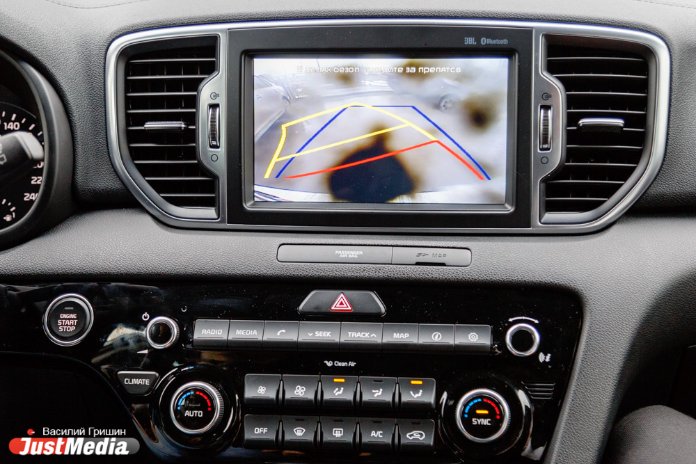 «Лягушка», оснащенная по последнему слову техники. Тест-драйв нового кроссовера KIA SPORTAGE от JustMedia - Фото 11