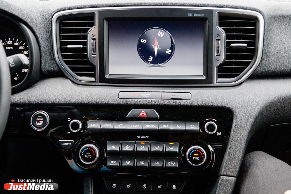 «Лягушка», оснащенная по последнему слову техники. Тест-драйв нового кроссовера KIA SPORTAGE от JustMedia - Фото 8