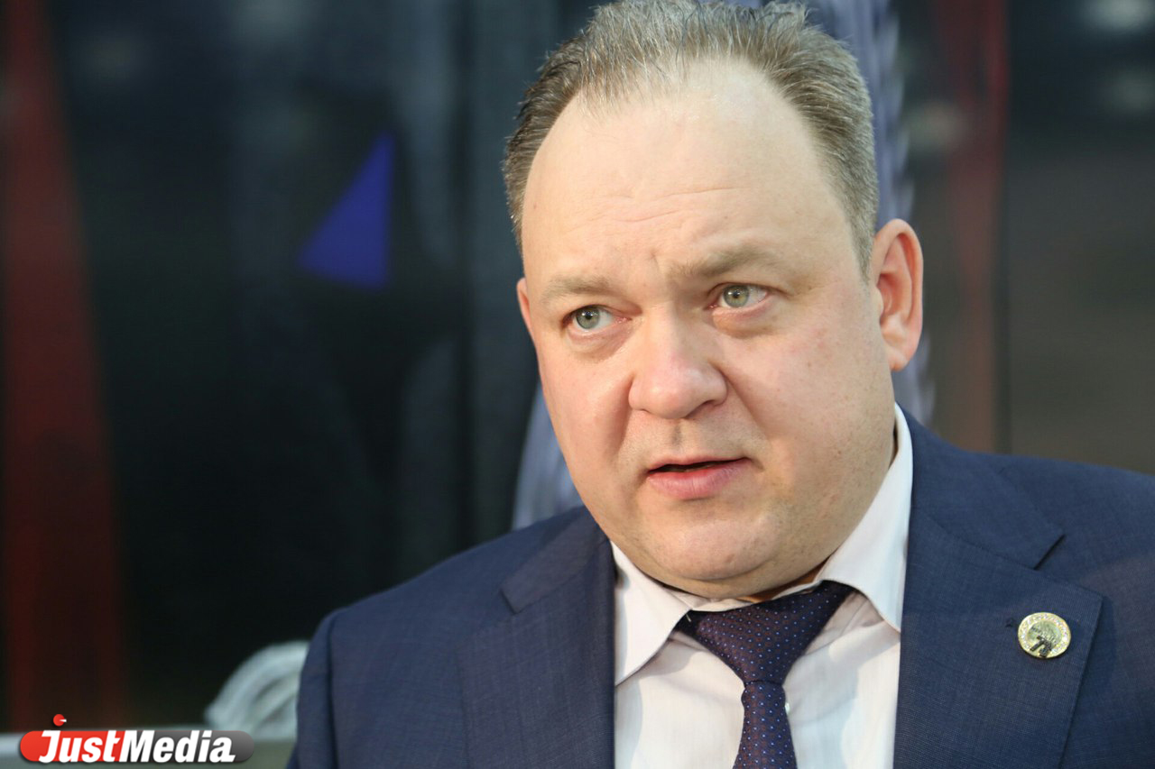 В центре Екатеринбурга в старинном английском автобусе откроется кофейня - Фото 3