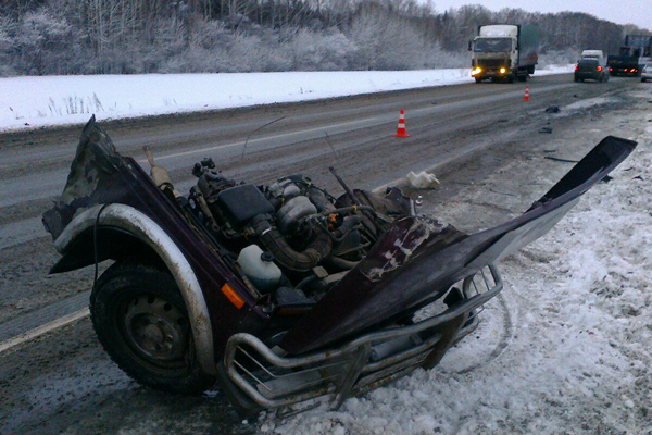 Три человека погибли в лобовом столкновении близ Богдановича - Фото 5