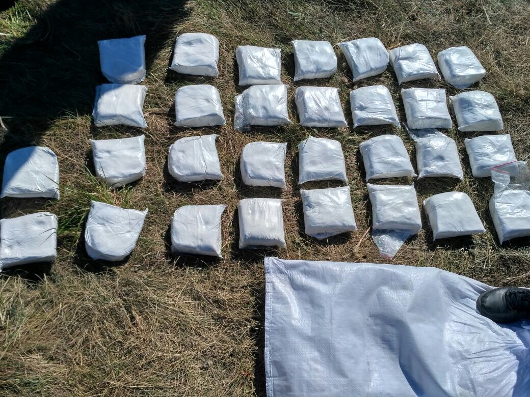 Breaking Bad по-уральски. В Свердловской области задержали ВАЗ со 170 кг синтетики. ФОТО - Фото 4