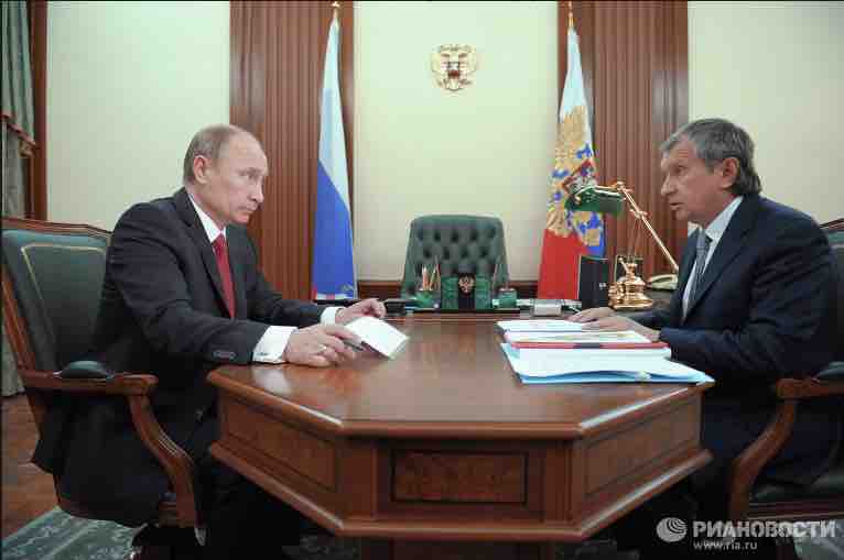 На страницах свердловских районок Куйвашев заменил собой Путина. ФОТО - Фото 3