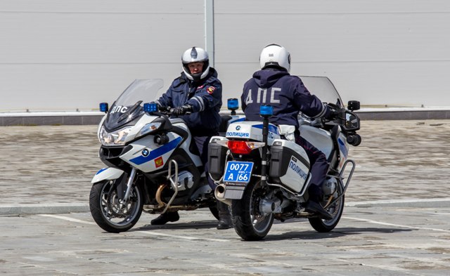 За безопасностью дорожного движения в Екатеринбурге будут следить мотопатрули ДПС - Фото 3