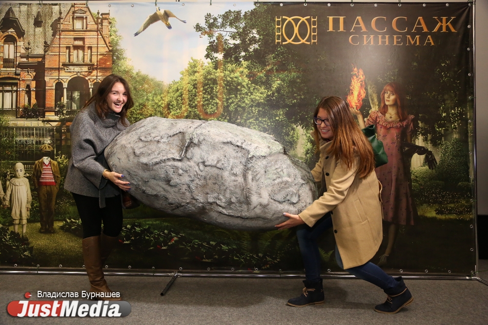 Научно-фантастическим шоу презентовали фильм Тима Бертона в «Пассаж-Синема» - Фото 10