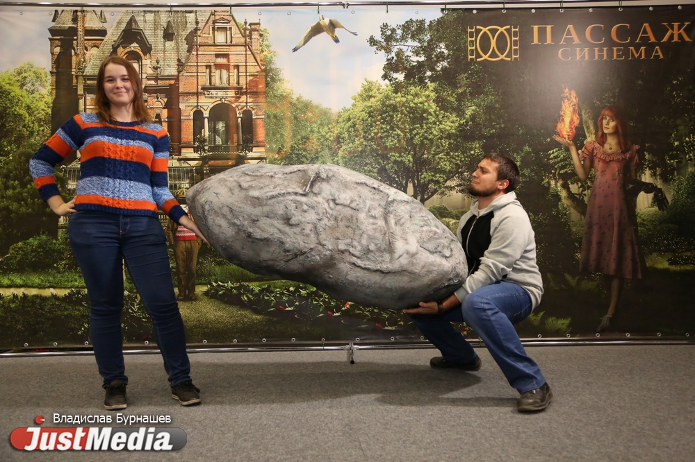 Научно-фантастическим шоу презентовали фильм Тима Бертона в «Пассаж-Синема» - Фото 6