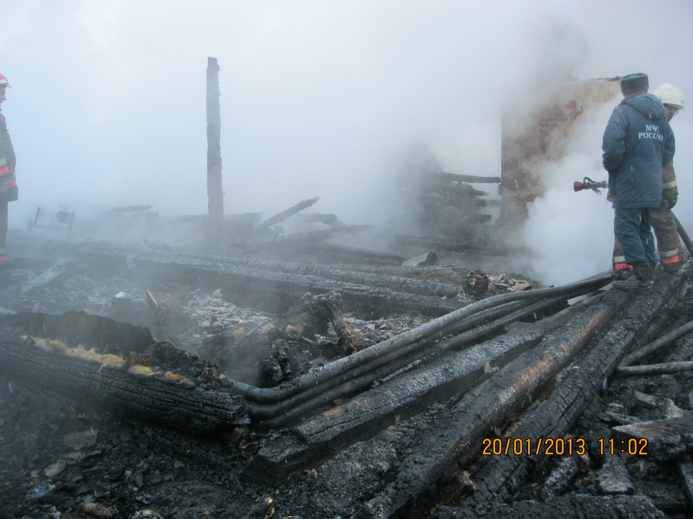 По факту гибели восьми человек в поселке Садовый возбуждено уголовное дело - Фото 3