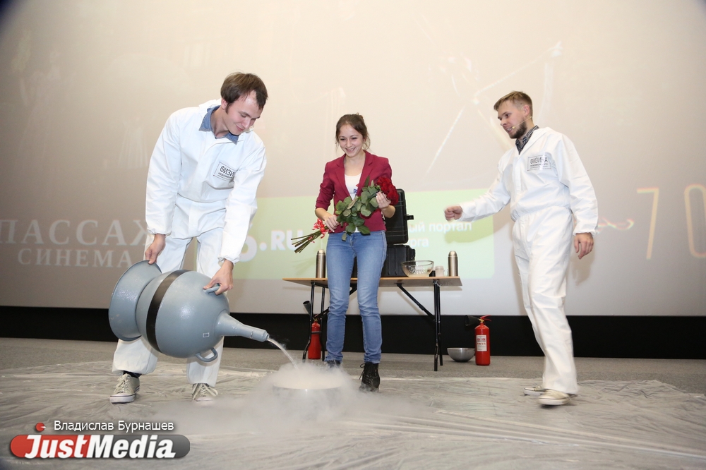 Научно-фантастическим шоу презентовали фильм Тима Бертона в «Пассаж-Синема» - Фото 7