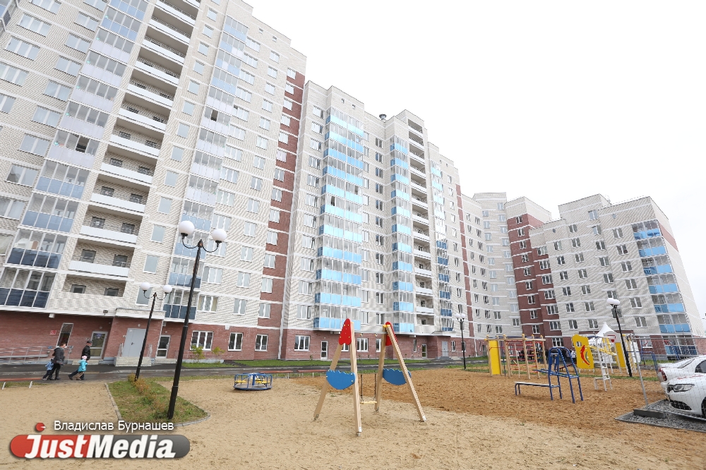 «Атомстройкомплекс» ликвидировал очередь обманутых дольщиков в Екатеринбурге. ФОТО - Фото 2