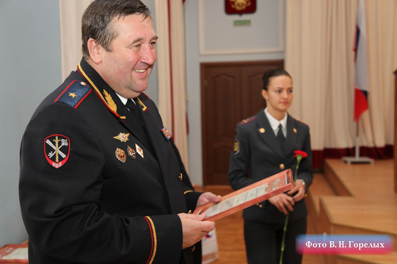 «Наших сыщиков знали и уважали за профессионализм и неподкупность даже в преступной среде». В ГУ МВД области отметили День уголовного розыска - Фото 4
