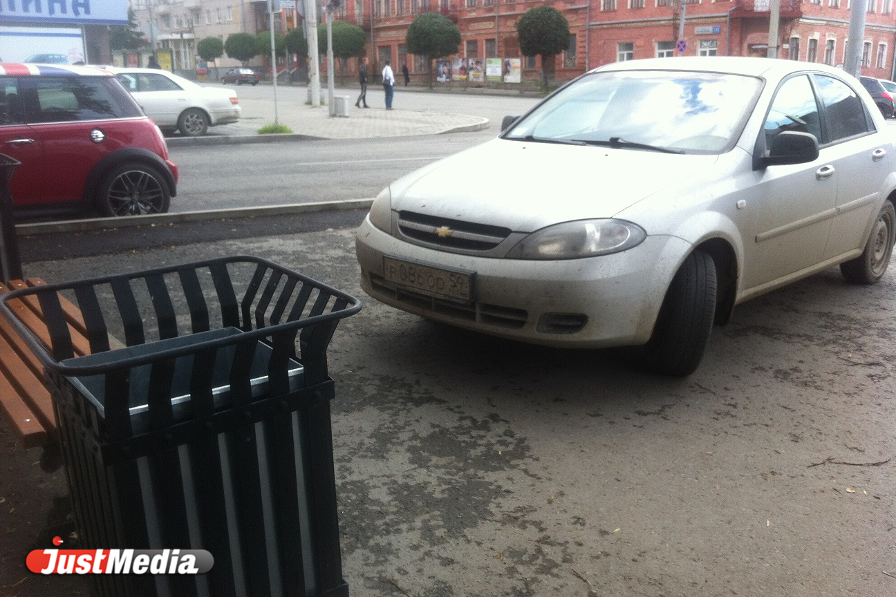 Система не работает. ГИБДД отказалась массово штрафовать нарушителей парковки - Фото 3