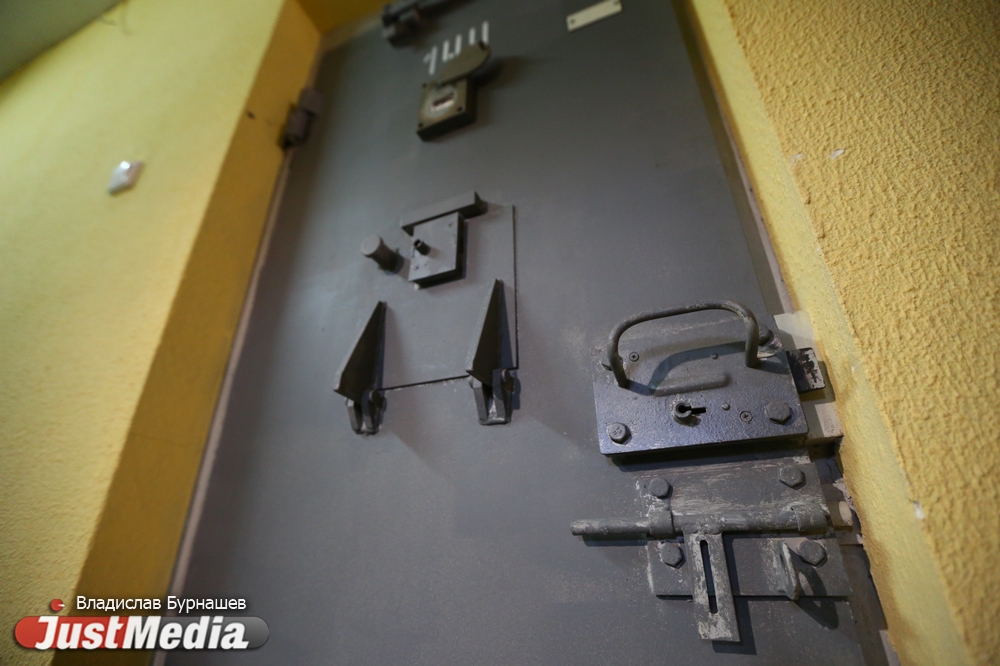 В обед - солянка, а вечером - турнир в футбол. Журналисты JustMedia попали в СИЗО-1, чтобы узнать, как там за решеткой. ФОТОРЕПОРТАЖ - Фото 20