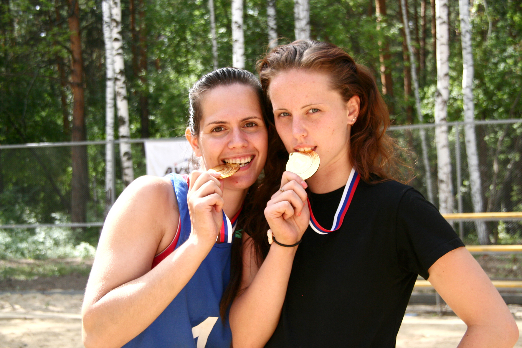 В Екатеринбурге разыграли награды чемпионата Свердловской области по пляжному волейболу - Фото 4