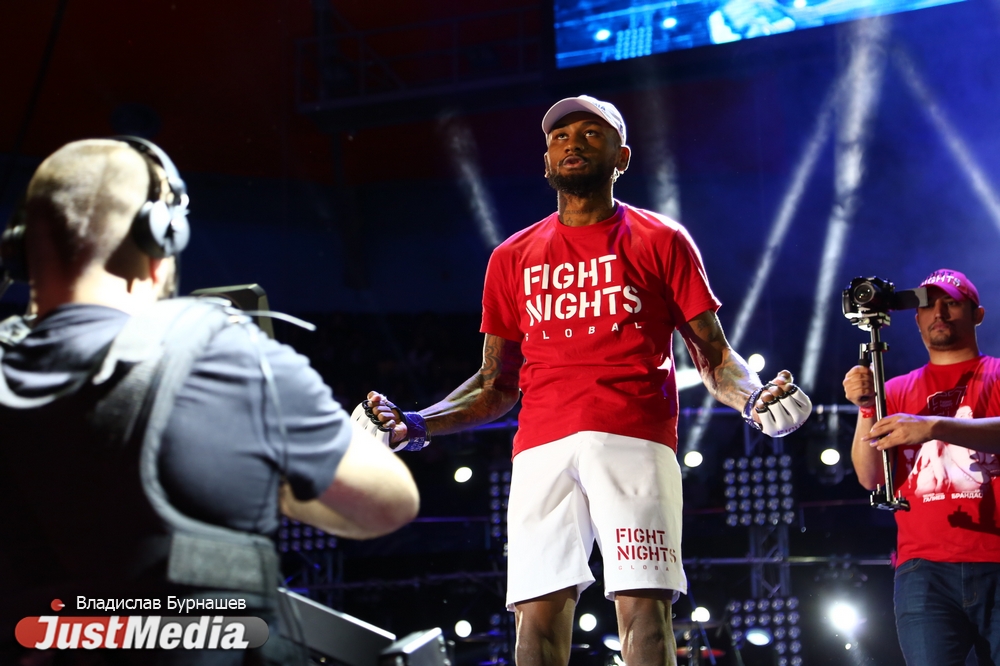 «Все пошло не так. Боя не было». Бразилец Диего Брандао меньше чем за минуту победил Венера Галиева в Екатеринбурге. ФОТО, ВИДЕО - Фото 10