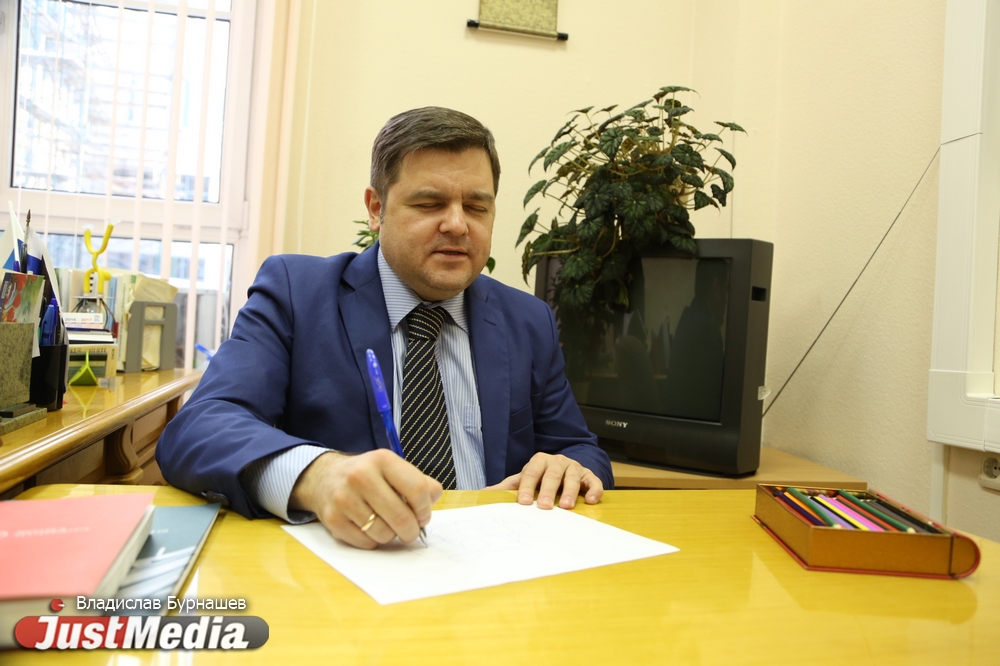 Гальперину надо научиться говорить «нет», а Бадаеву — сходить к семейному психологу. JustMedia.ru заглянул в души известных уральцев. ЭКСПЕРИМЕНТ - Фото 8