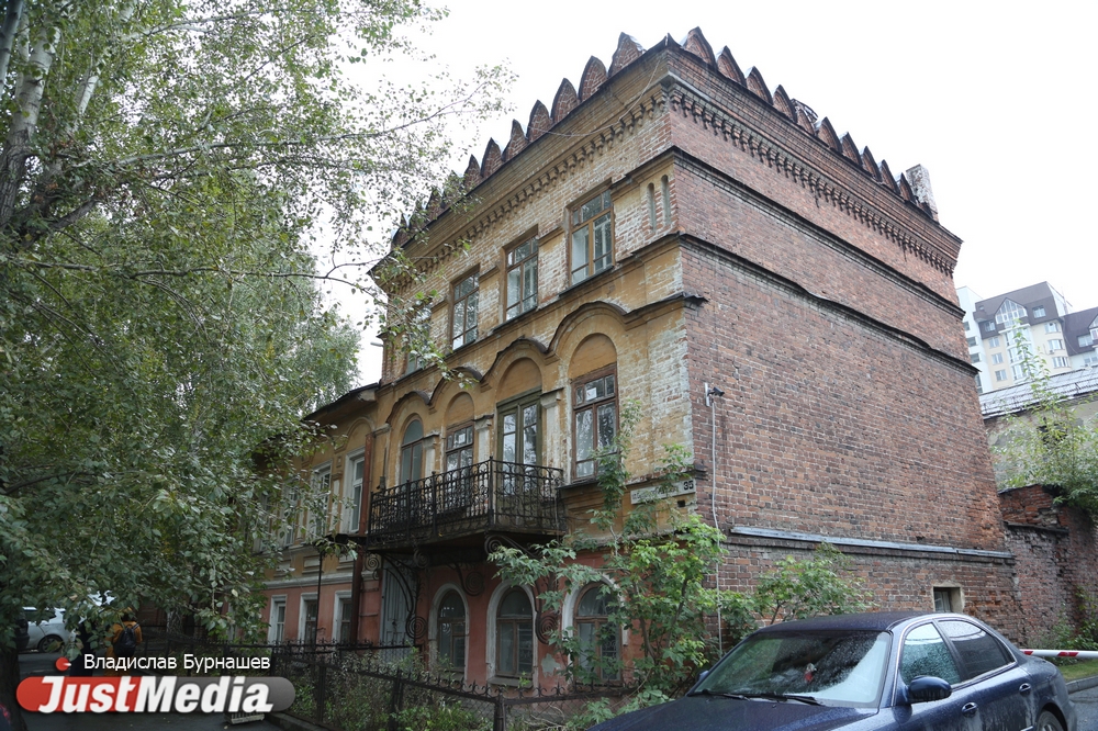 Особняк «железного человека» и «дом-корона». Элитные дома уральских бизнесменов превратились в «консервы». СПЕЦПРОЕКТ - Фото 23