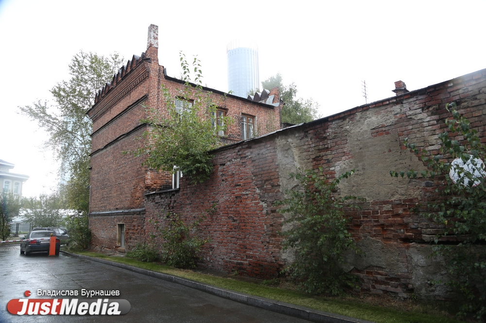 Особняк «железного человека» и «дом-корона». Элитные дома уральских бизнесменов превратились в «консервы». СПЕЦПРОЕКТ - Фото 22