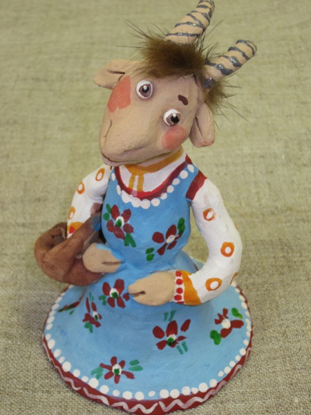 В Екатеринбурге покажут украшения из уральских самоцветов, бересты, лозы и глины, сделанные руками детей - Фото 3