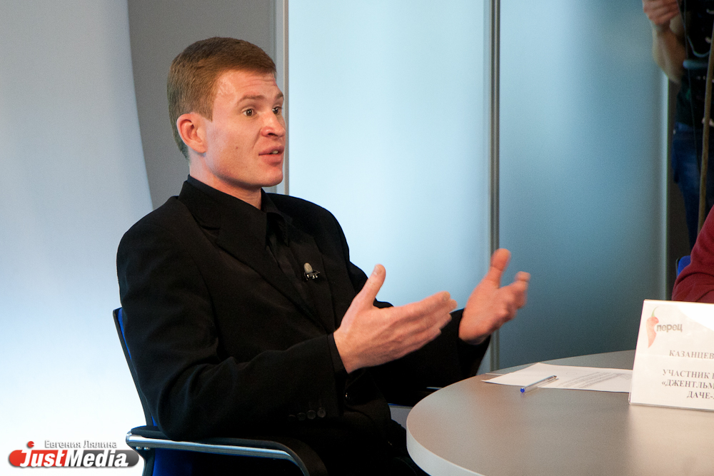 В Екатеринбурге герой «Джентльменов на даче-2» в прямом эфире позвонил в колонию другу - Фото 2