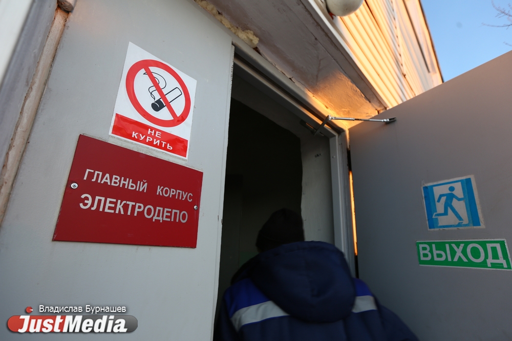 Не выходим на конечной станции и бродим по тоннелям. День и ночь в метро с JustMedia.ru - Фото 6