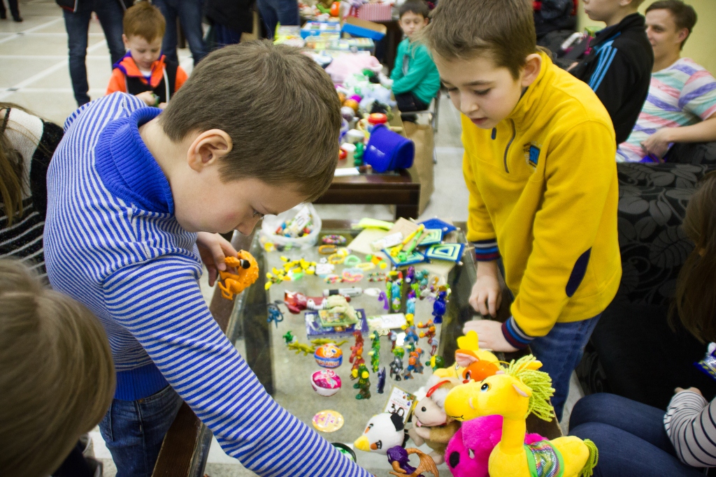 Тысячи старых игрушек нашли новых хозяев - Фото 5