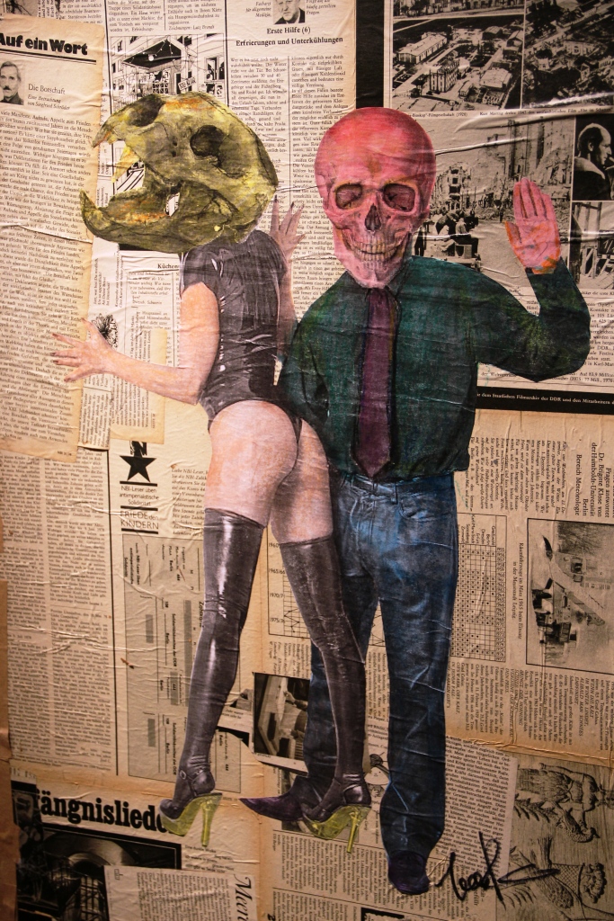 В Екатеринбурге дуракам посвятили целую выставку - Фото 6