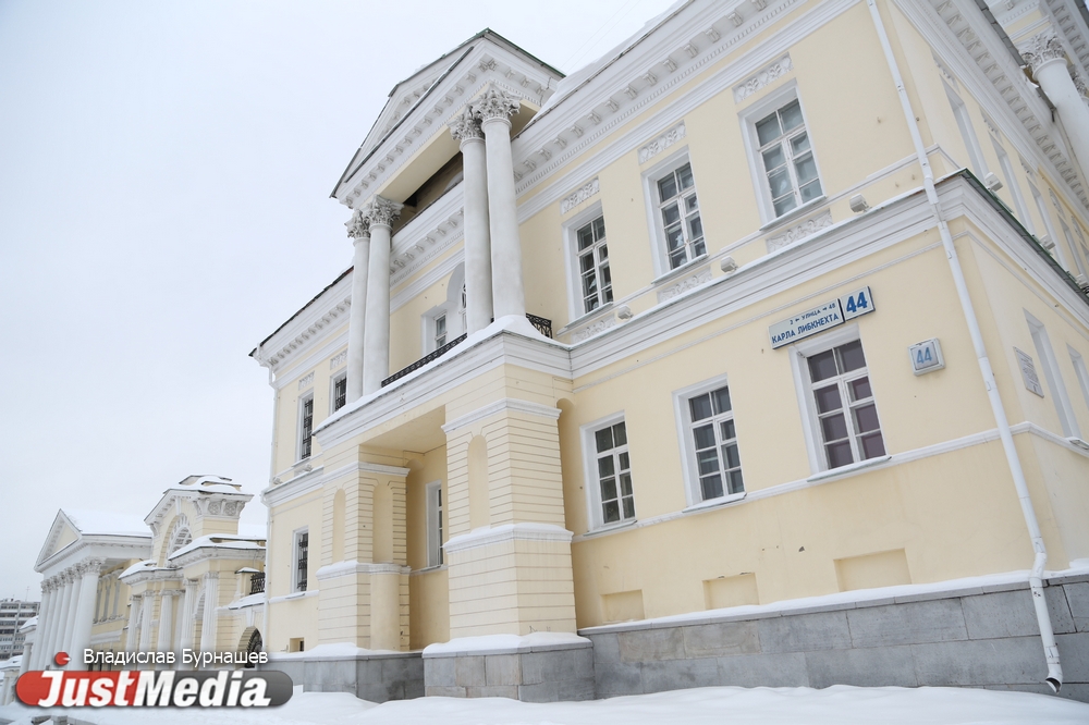 В День печати JustMedia нашел екатеринбургские типографии, которые выпускали для горожан шпаргалки и хлебные карточки. СПЕЦПРОЕКТ - Фото 11