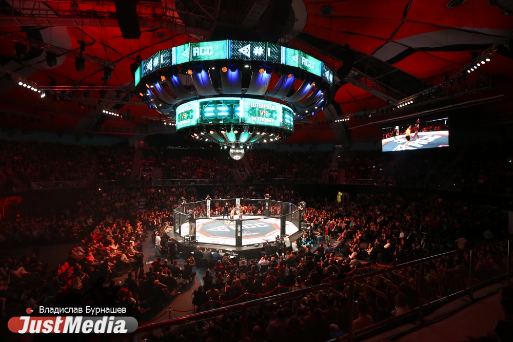 «Не уверен, что готов к выступлению за океаном. Мне не все сегодня понравилось». Иван Штырков оказался сильнее экс-чемпиона Bellator Кристиана М’Пумбу. ФОТО - Фото 2