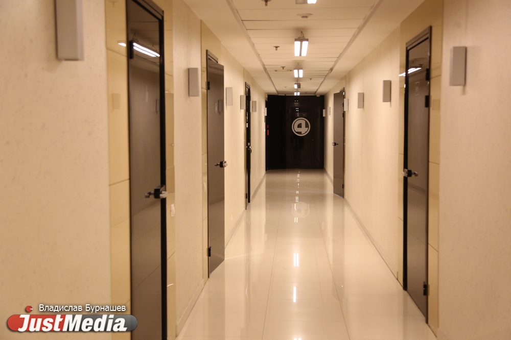 ОТКРЫТАЯ ПОЗИЦИЯ. Элеонора Расулова: «В определенный момент Мишин интуитивно почувствовал, что нужно избавляться от «Четвертого канала» - Фото 11