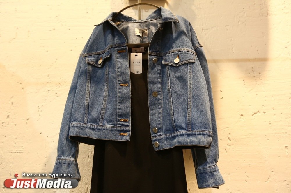 «Можно выбрать все тренды и составить конкуренцию елке». Собираем новогодний лук со стилистом и JustMedia.ru. СПЕЦПРОЕКТ - Фото 29