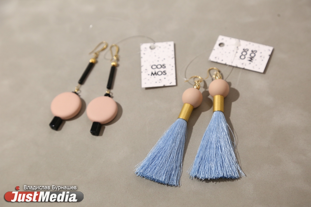 «Можно выбрать все тренды и составить конкуренцию елке». Собираем новогодний лук со стилистом и JustMedia.ru. СПЕЦПРОЕКТ - Фото 41