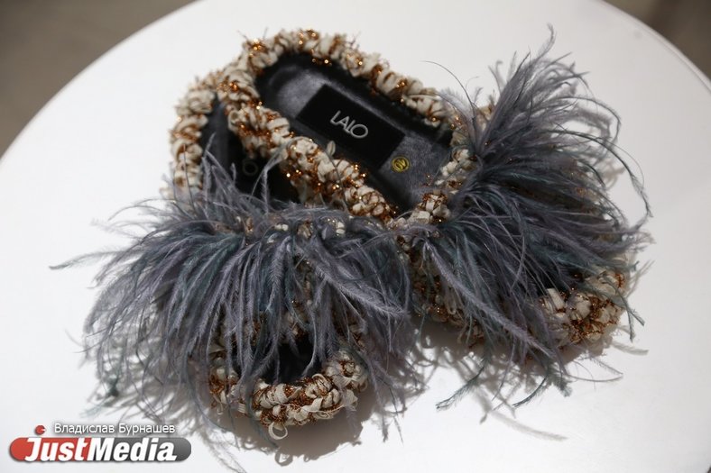 «Можно выбрать все тренды и составить конкуренцию елке». Собираем новогодний лук со стилистом и JustMedia.ru. СПЕЦПРОЕКТ - Фото 39