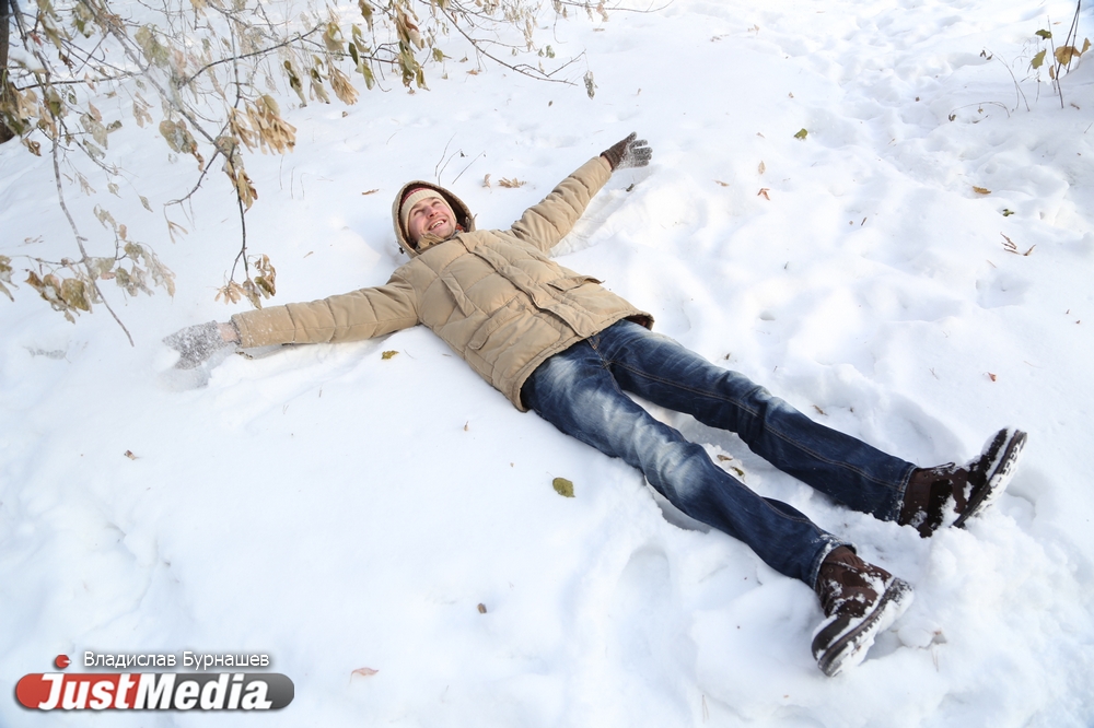 Андрей Сак, строитель: «Люблю кидаться снежками и кататься на лыжах». В Екатеринбурге сегодня еще немного похолодает. ФОТО, ВИДЕО - Фото 3