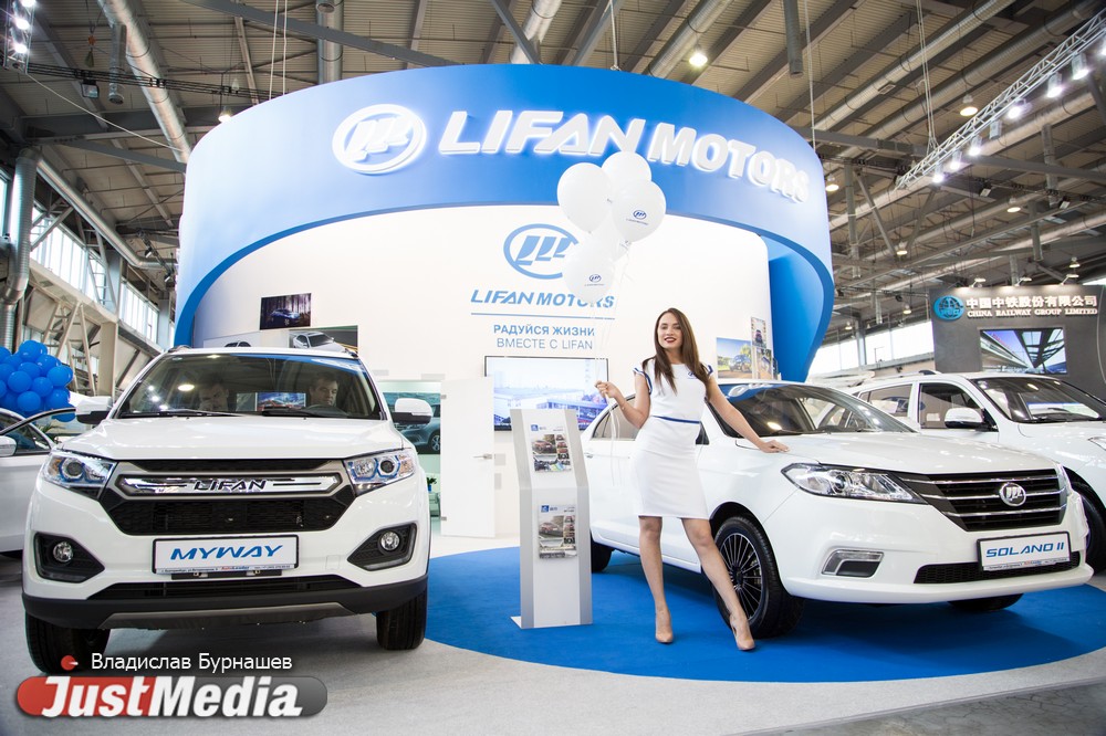 Сок из «китайских фонариков», экологический рис в мультиварке и харбинское пиво. Российско-китайское ЭКСПО превратилось в огромный фуд-корт. РЕПОРТАЖ - Фото 15