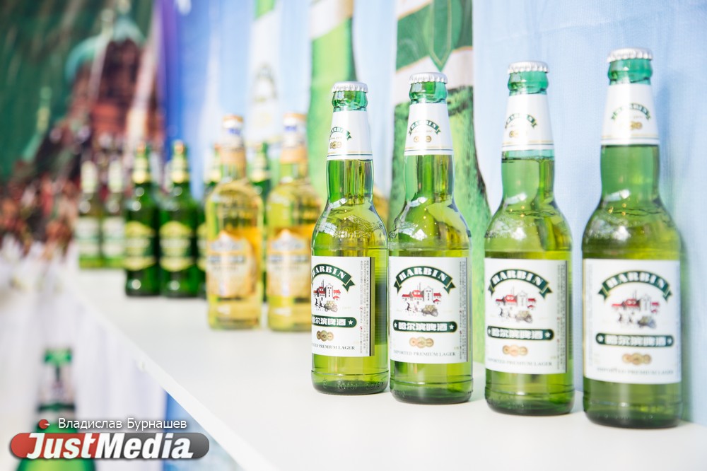 Сок из «китайских фонариков», экологический рис в мультиварке и харбинское пиво. Российско-китайское ЭКСПО превратилось в огромный фуд-корт. РЕПОРТАЖ - Фото 6