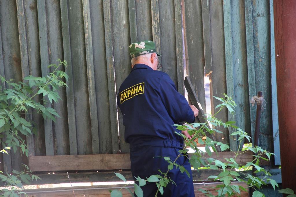 Екатеринбургский мукомольный завод рухнул, испугав местных жителей - Фото 5