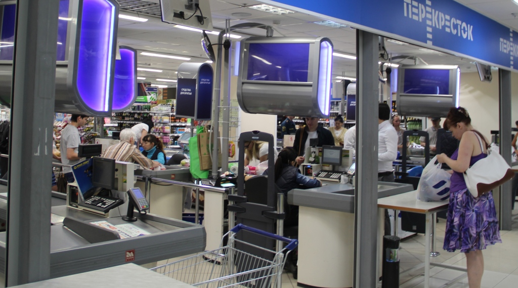 «Антитабачный закон» в действии: сигареты «прячутся» от уральцев под прилавками магазинов и в общественных туалетах - Фото 7