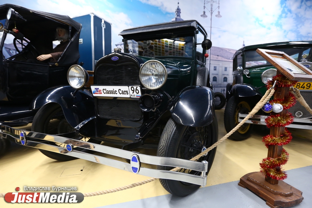 «У этих автомобилей нет цены. Нельзя продавать то, во что вложил часть души». JustMedia.ru побывал на экскурсии в музее ретрокаров - Фото 8