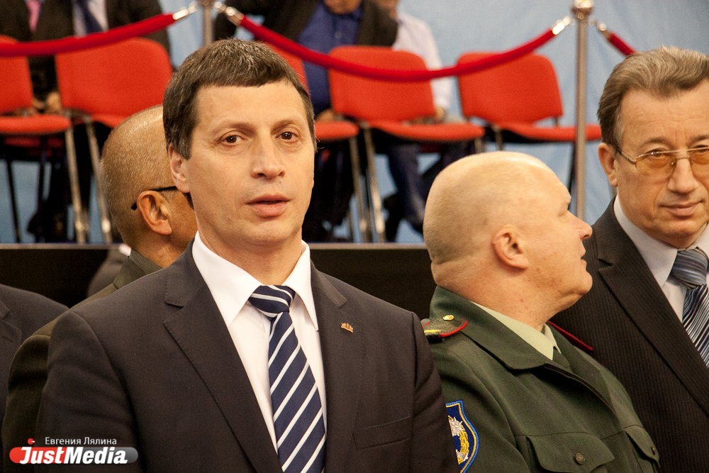 Более 500 дзюдоистов-силовиков борются за победу на всероссийском чемпионате в Екатеринбурге - Фото 3