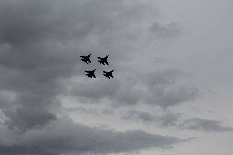 Бои роботов, слет беспилотников и уральские красавицы. Чем радует RAE-2015 своих гостей. ФОТО - Фото 8