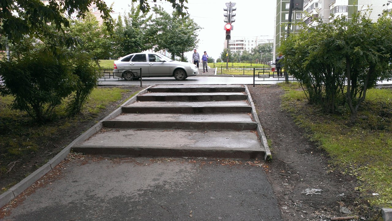Неравнодушные горожане требуют установки пандусов на четырех участках Октябрьского района - Фото 2