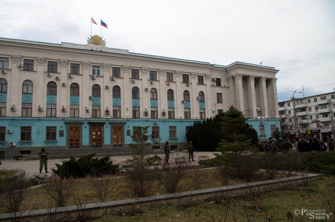 «Люди боятся писать и говорить правду. Новая власть жестоко подавляет любое инакомыслие». Уральцы собираются в Крым морально поддерживать друзей - Фото 3