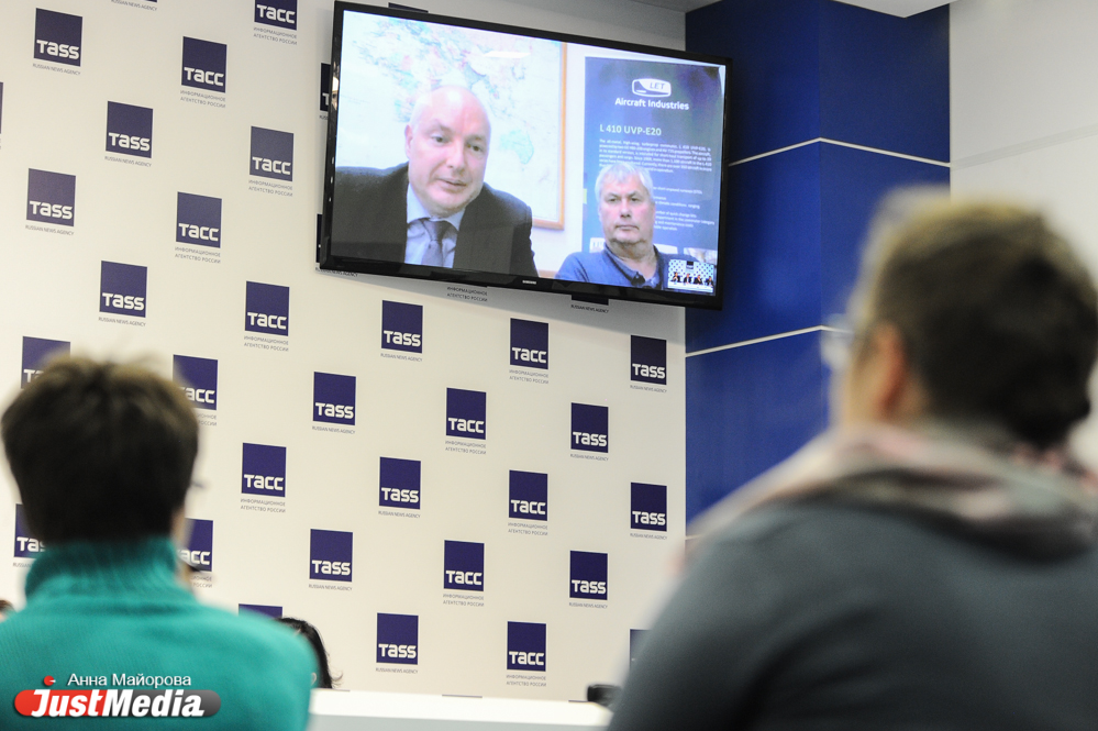 «22 аэропорта на трех континентах». Самолет УГМК совершил кругосветный перелет  - Фото 5