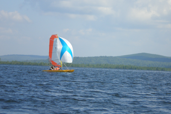 Урал — не сухопутный. На Таватуе прошла ежегодная парусная регата «Таватуйский меридиан» - Фото 6
