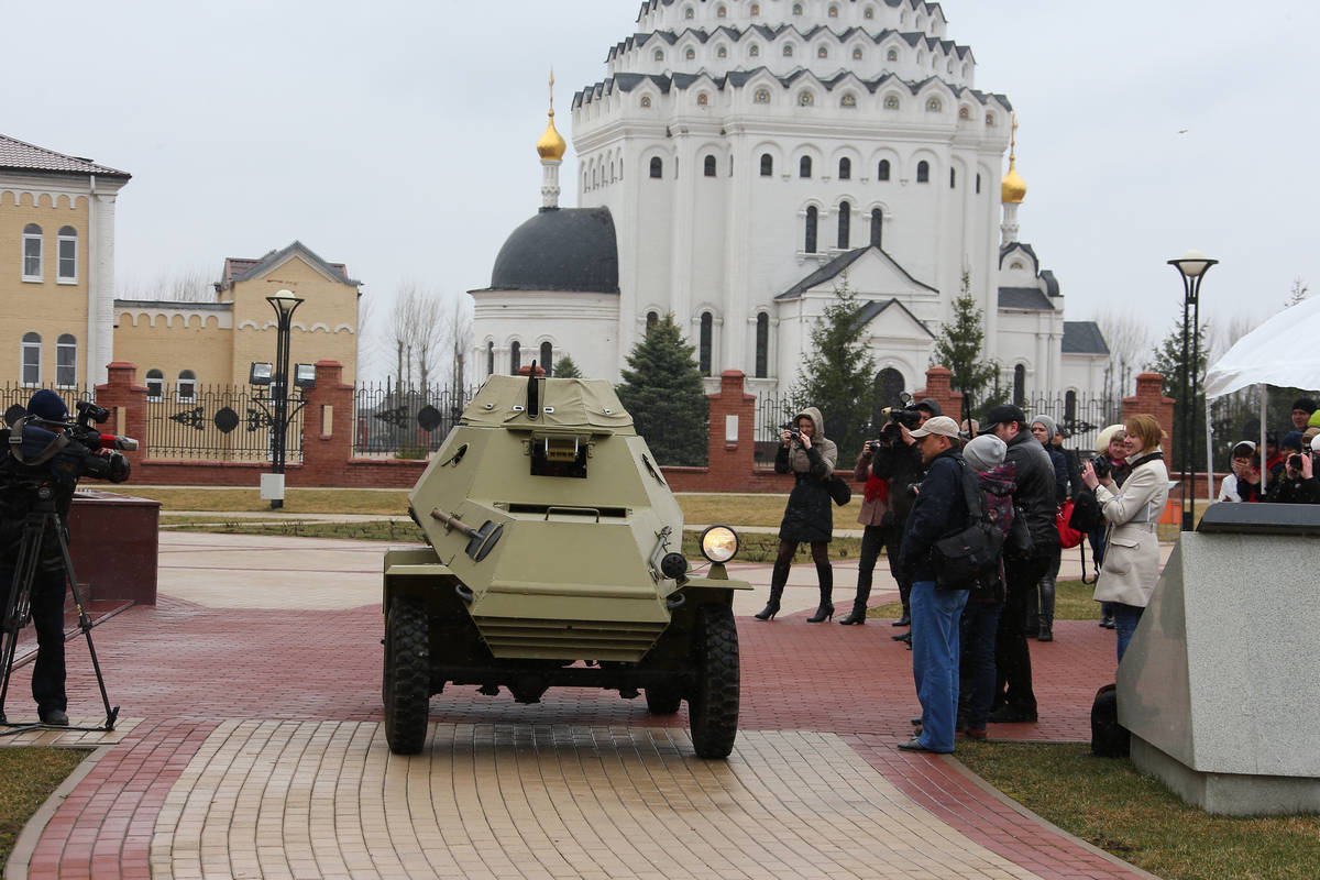 Музей военной техники УГМК подарил «Прохоровскому полю» бронеавтомобиль, участвовавший в битве на Курской дуге - Фото 5