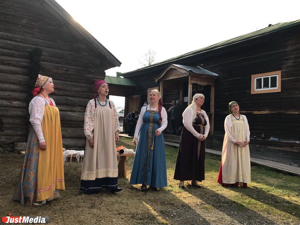Маралы, носочное производство, истории о Мамине-Сибиряке и свадебный обряд. Проводим экскурсию в Висиме. ФОТО, ВИДЕО. - Фото 13