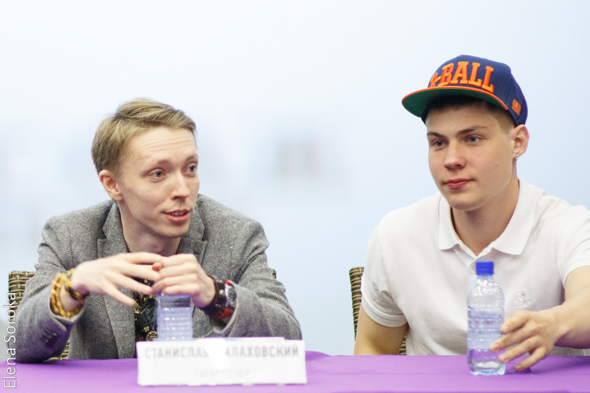 Забивают гвозди руками и превращают людей в металл. На Урале нашли «Людей Икс» - Фото 10