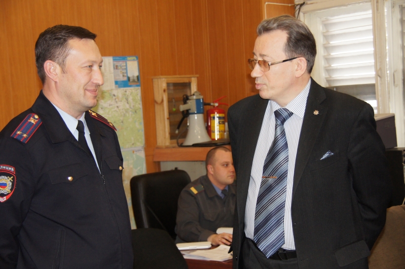 Общественники проверили работу полиции в городах области - Фото 3