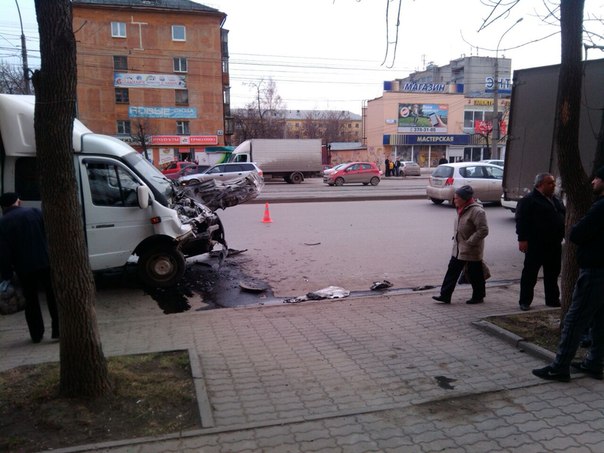  В Екатеринбурге мужчина, находясь за рулем грузовой «Газели», умер от сердечного приступа - Фото 2