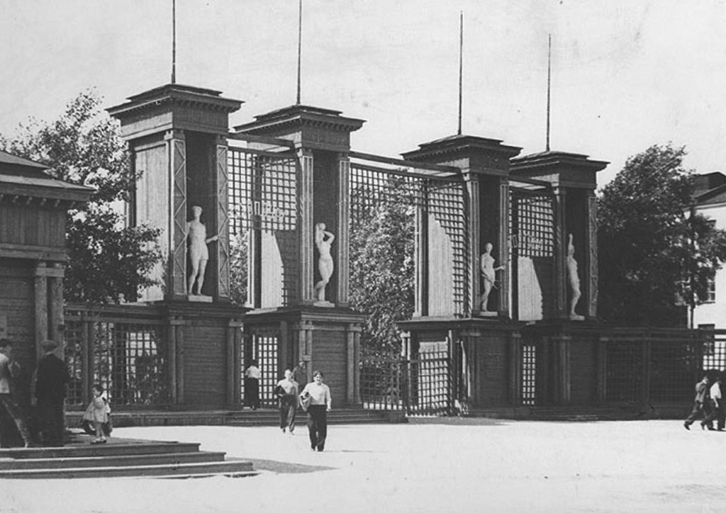 «Отремонтировали 16 развалин и начали закатывать дороги в асфальт» О работе троллейбуса в послевоенном Свердловске в СПЕЦПРОЕКТе «Е-транспорт» - Фото 13